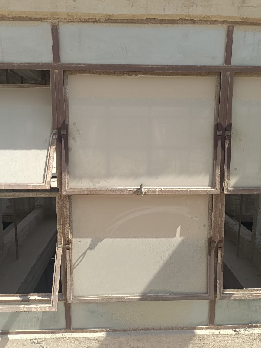 تنظيف مطابخ وحمامات